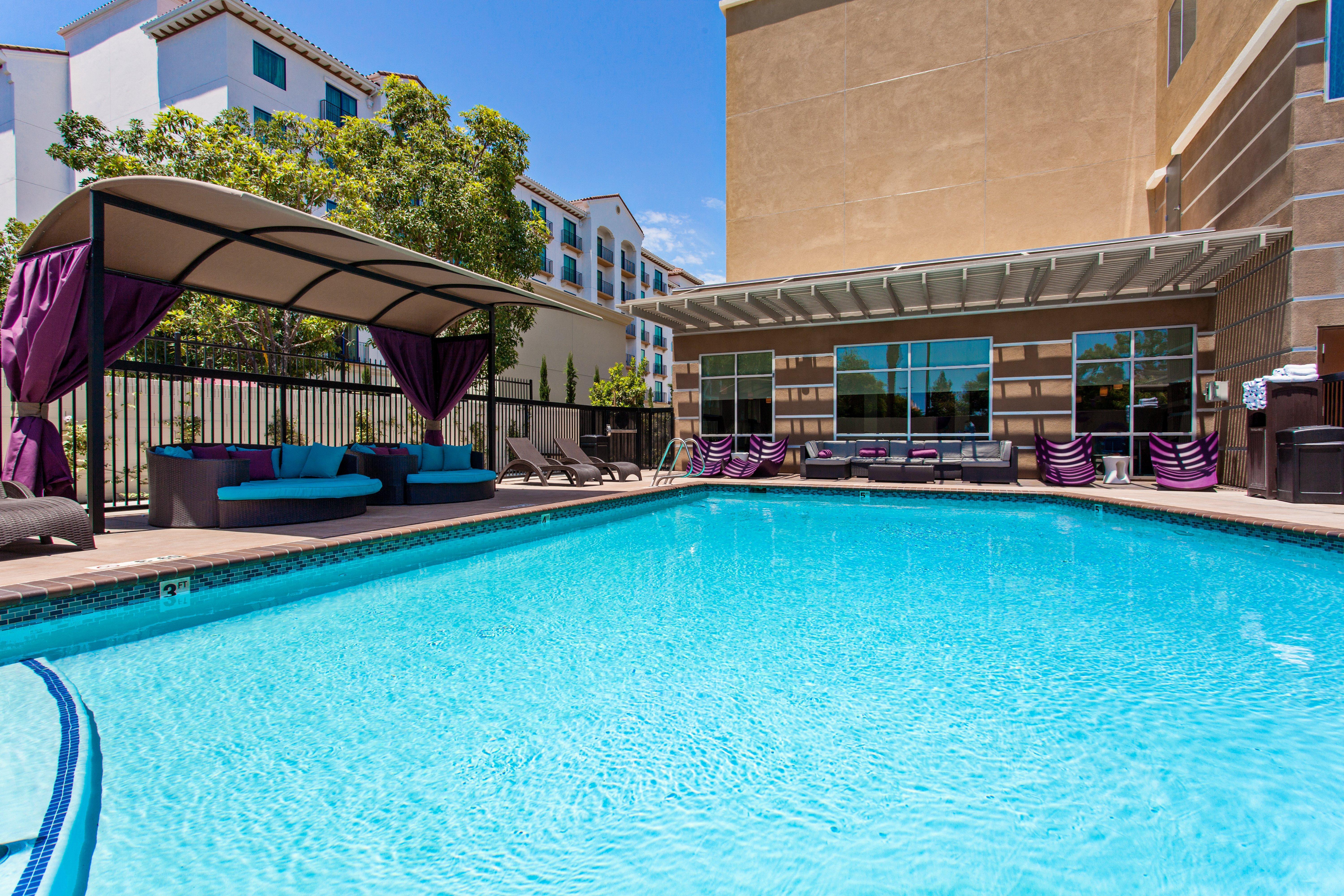 Holiday Inn Express & Suites Anaheim Resort Area By Ihg Buitenkant foto