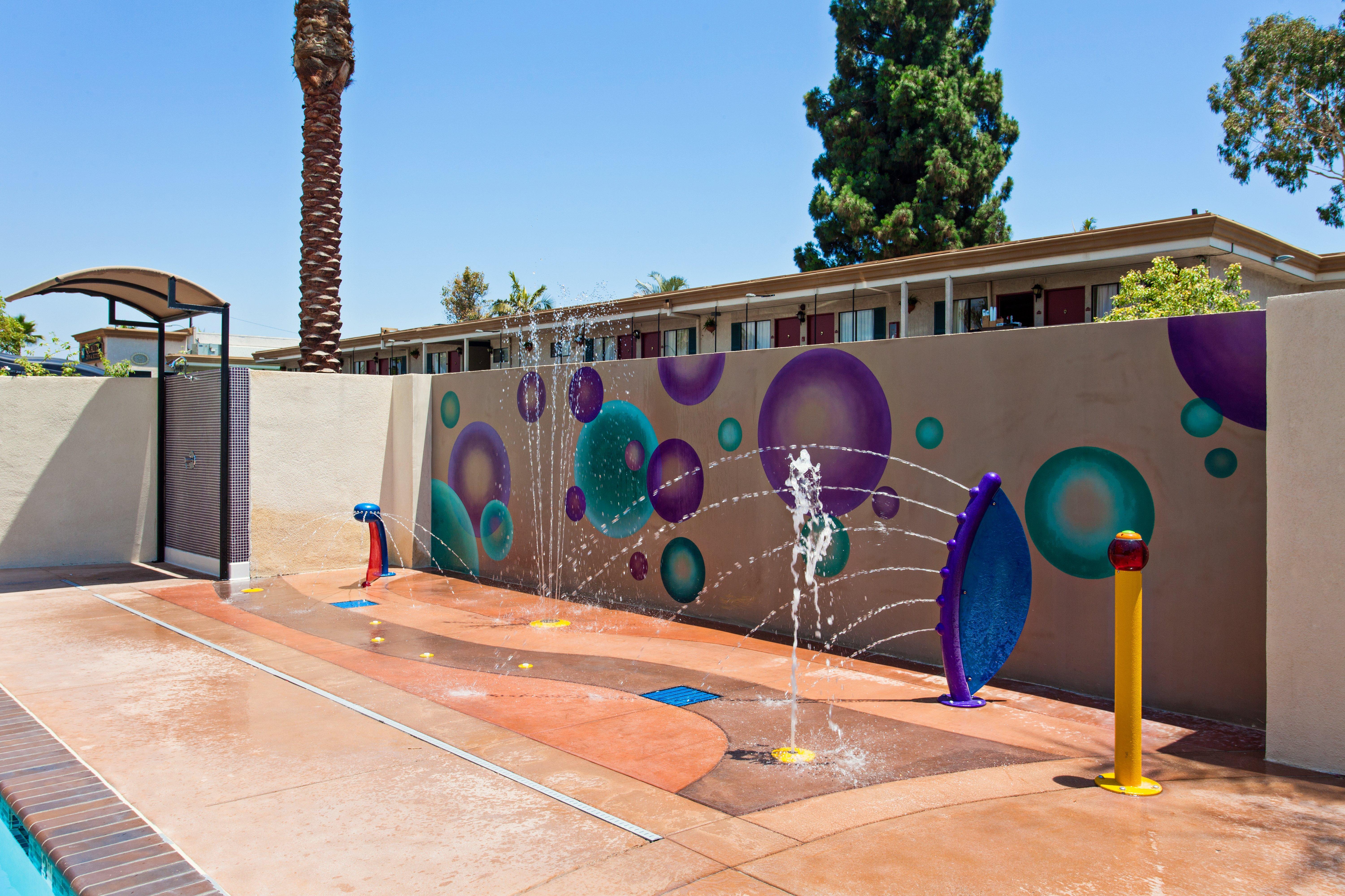 Holiday Inn Express & Suites Anaheim Resort Area By Ihg Buitenkant foto